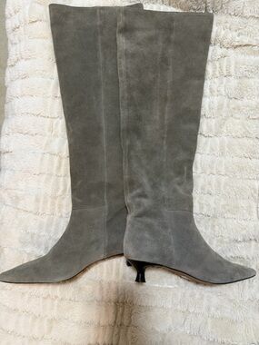 Aldo Classic Knee-High Suede Boots in Taupe/grey